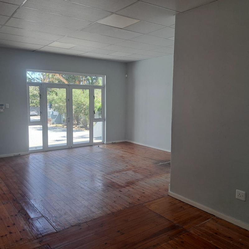 To Let commercial Property for Rent in Walmer Eastern Cape